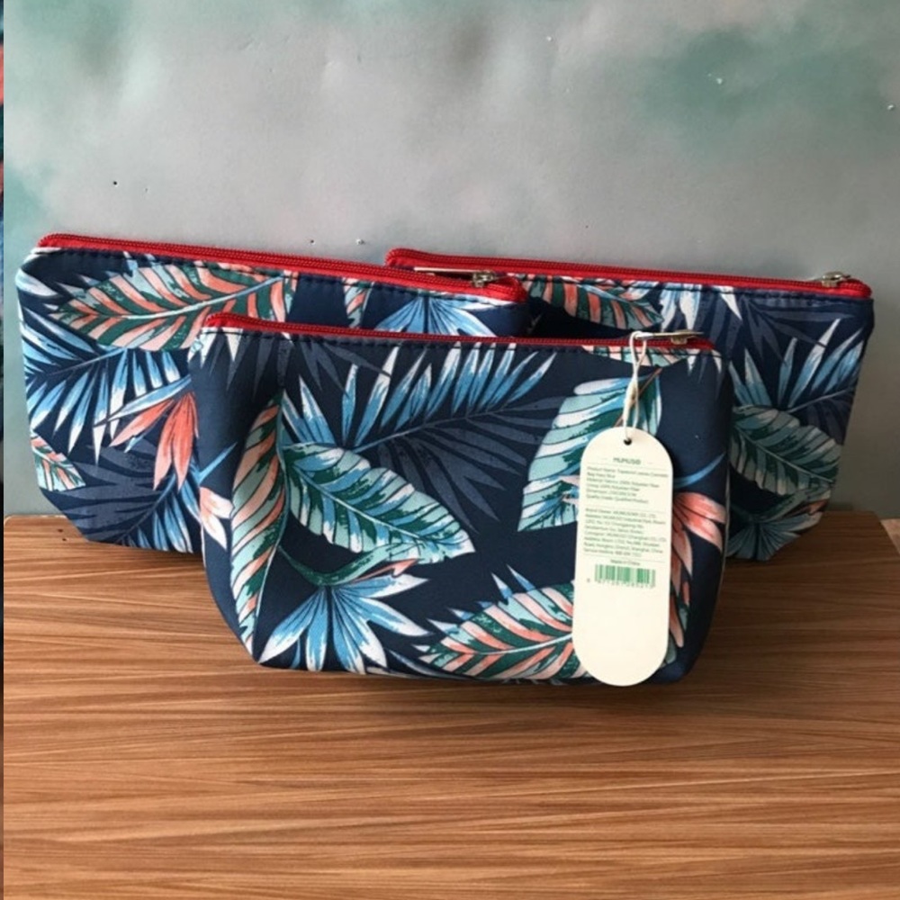 Mumuso Trapezoid Leaves Cosmetic Bag-Navy Blue
